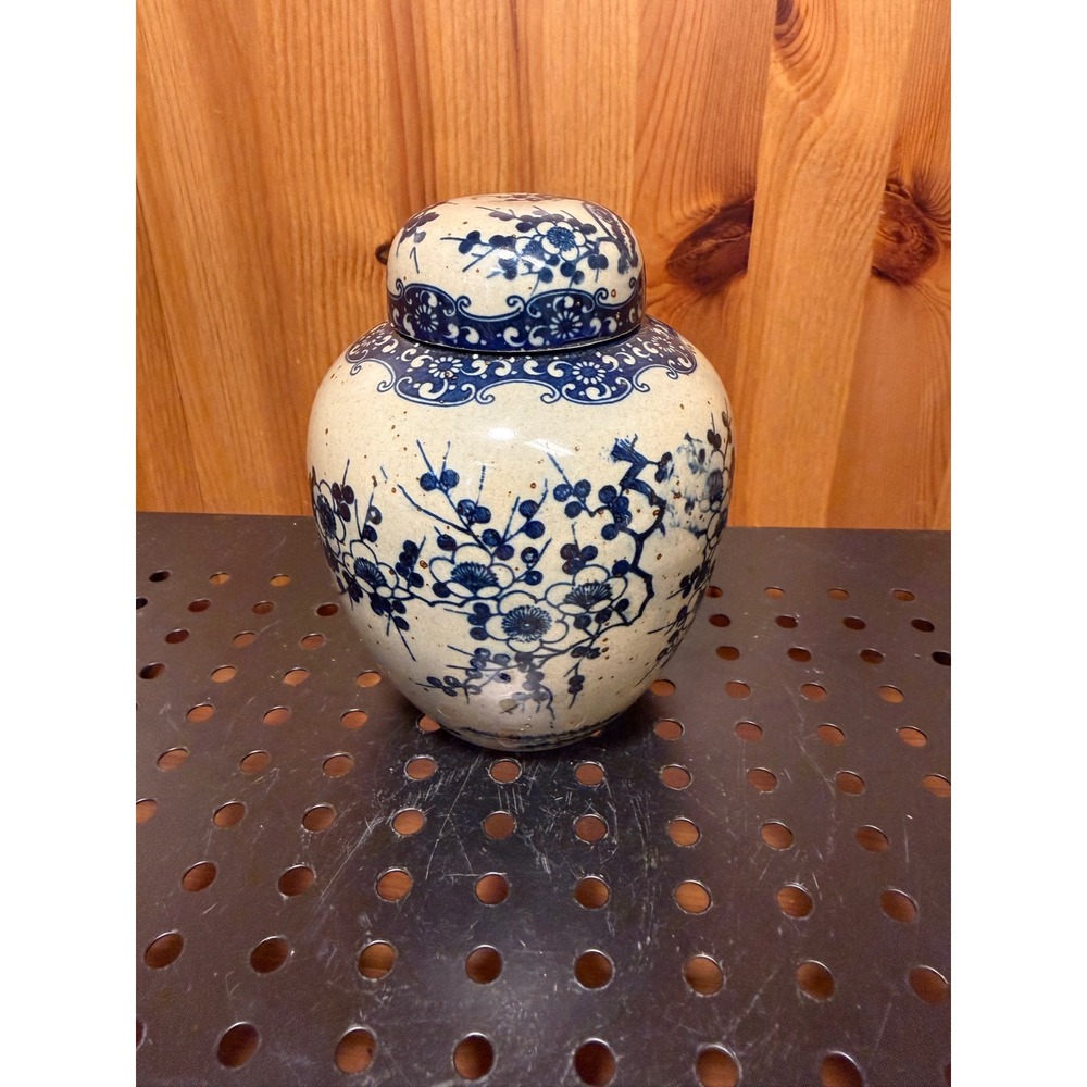 Vintage Nishimashier Safe Japan Blue White Ginger Jar Floral 5.25"